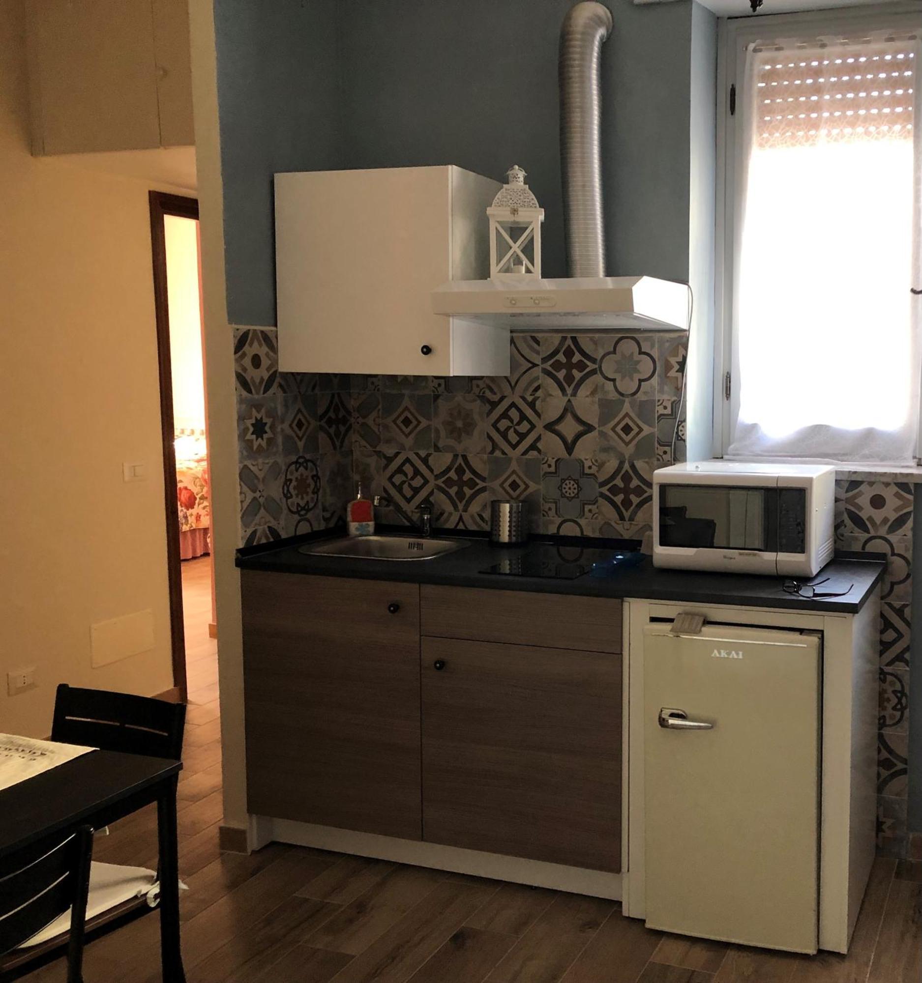 卡普拉罗拉Casa Di Giose Con Garage公寓 外观 照片